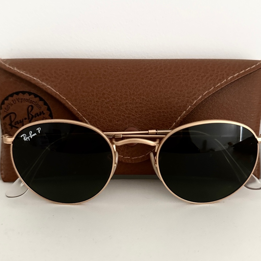 Ray-Ban Round Metal Sunglasses